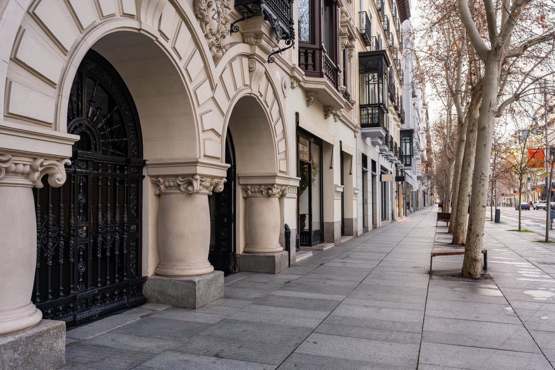 Claves para comprar una propiedad de lujo en España: Seguridad, fiscalidad y asesoramiento