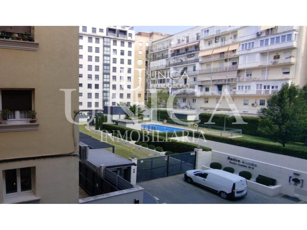 TRANQUILIDAD A UNOS PASO DEL RETIRO: PISO A ESTRENAR EN IBIZA